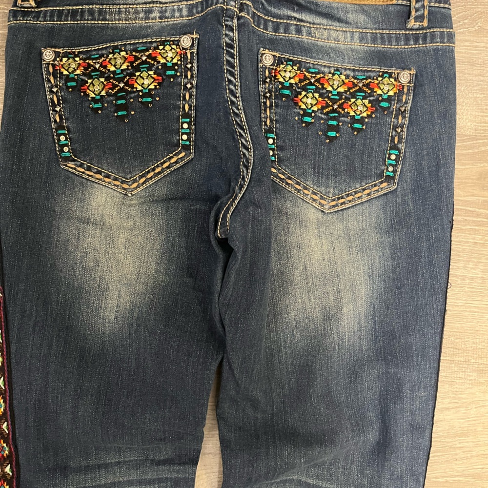 Vibrant Embroidered Skinny Jeans - Blue with Multicolor Details - Picture 7 of 10